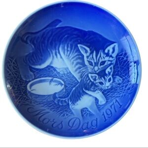 Bing & Grondahl Mother’s Day Plate 1971